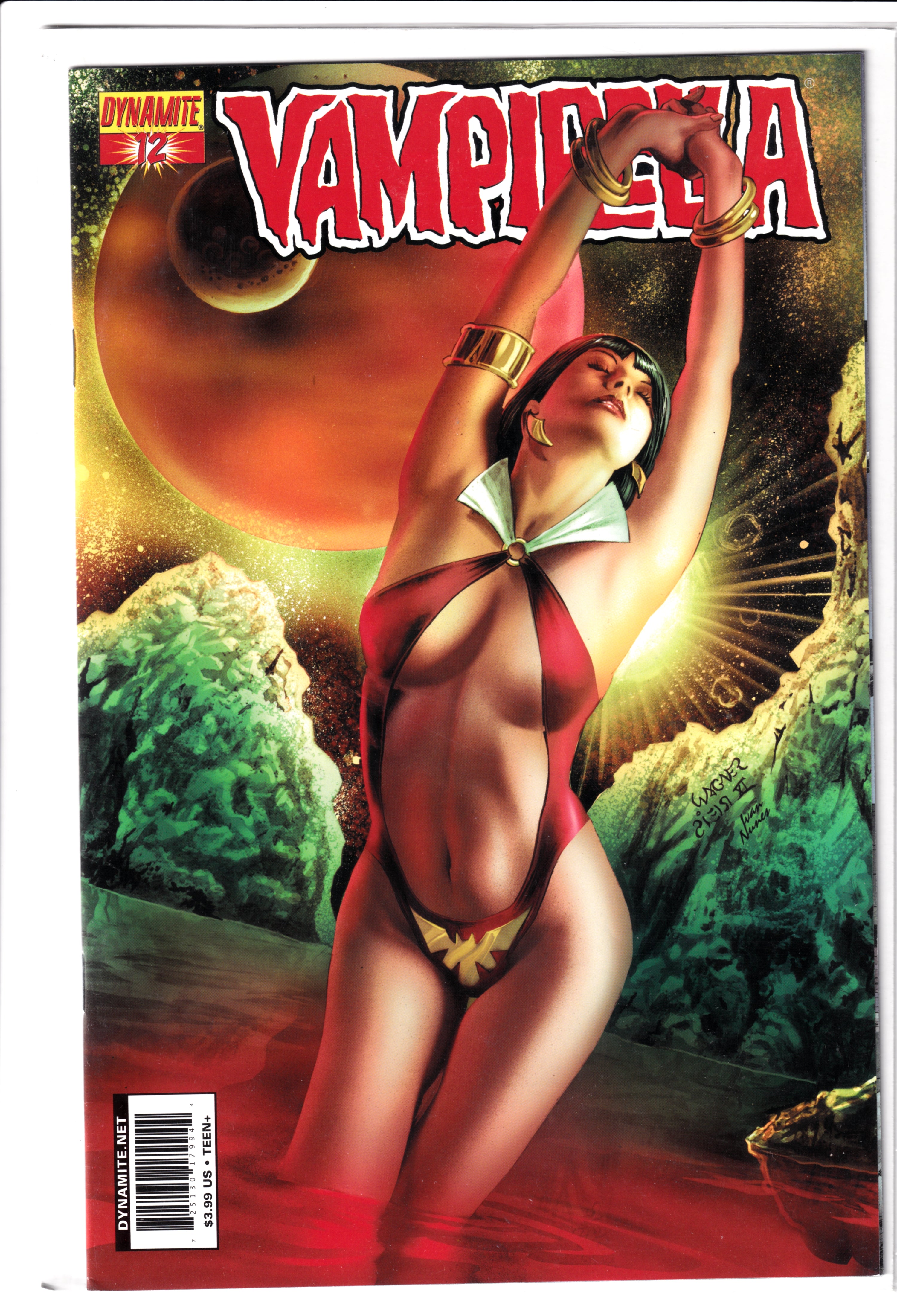 Vampirella #12 NM (9.4) (2011)