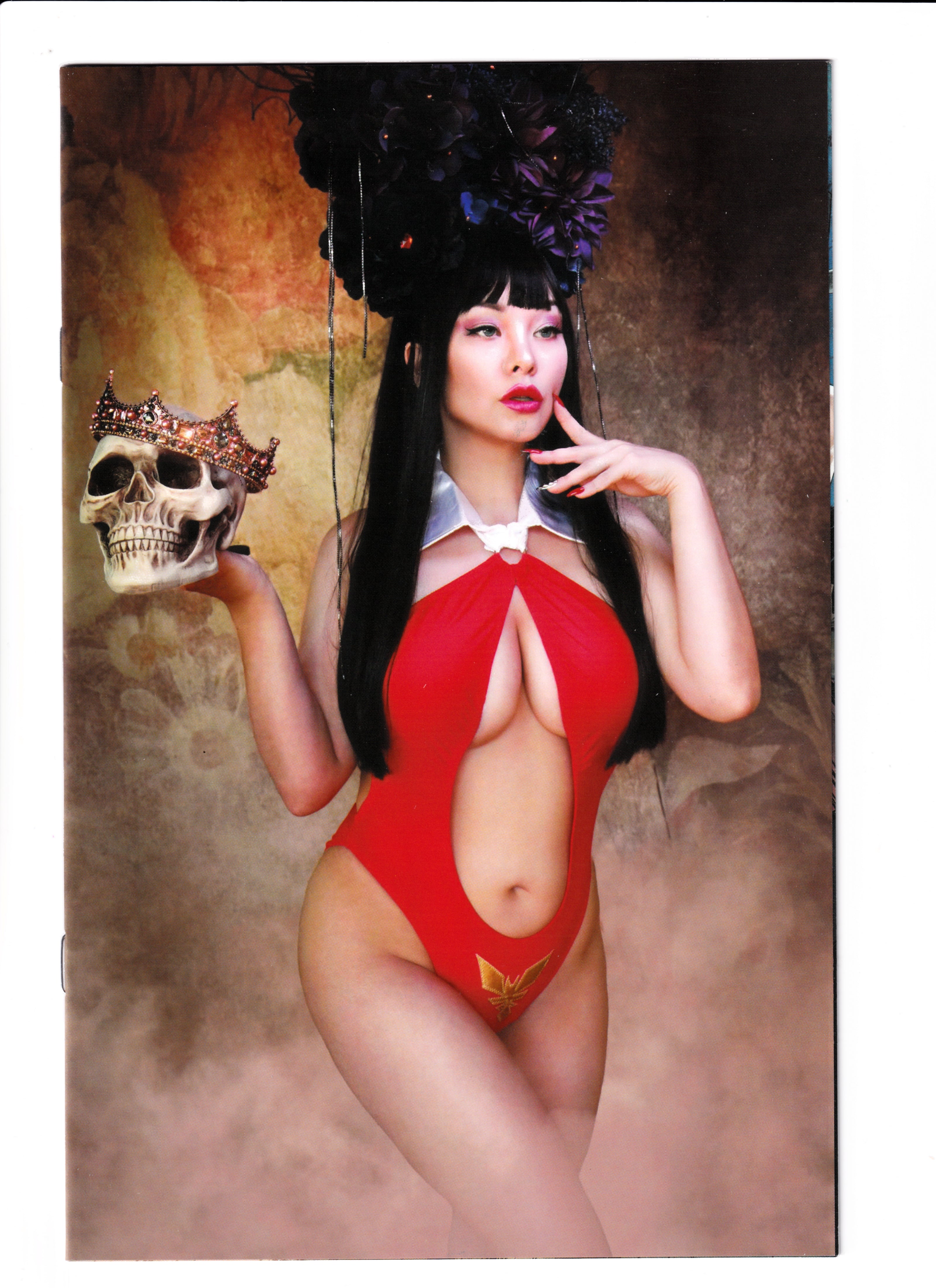 Vampirella / Dracula: Unholy #1 Virgin Cosplay 1:7 Var NM (9.6) (2021)