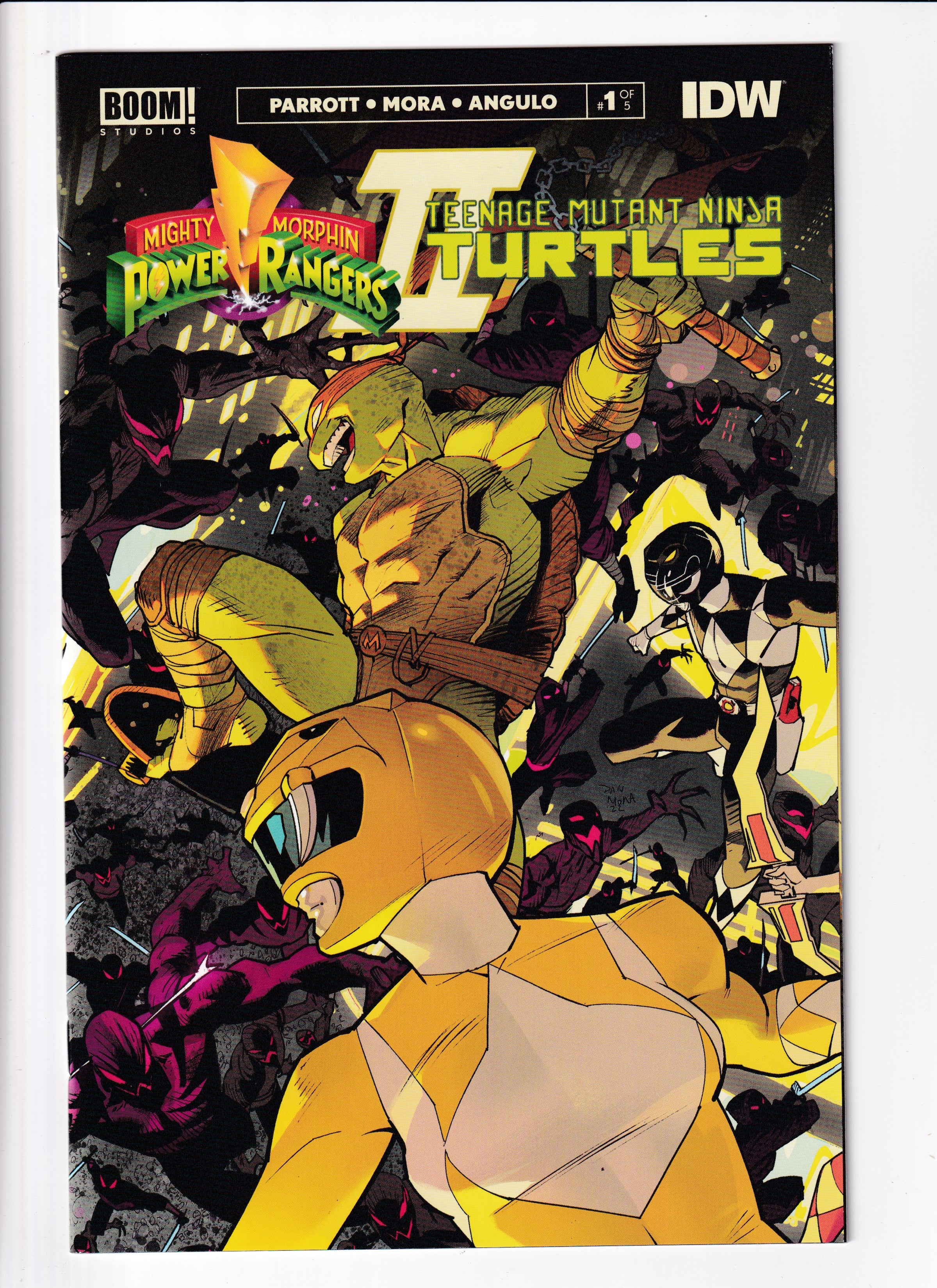 MIghty Morphin Power Ranges/TMNT II #1 Connecting CVR B Nm (9.8) (2022)